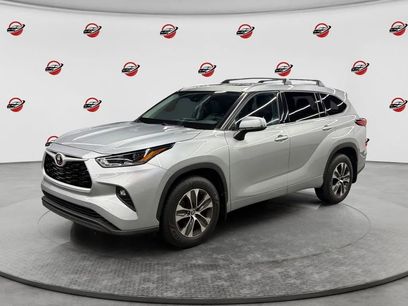 Used 2021 Toyota Highlander XLE