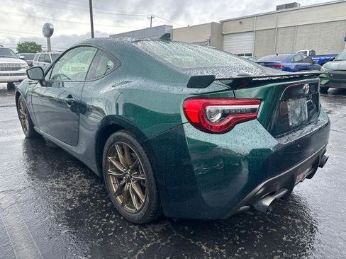 Used 2020 Toyota 86 RWD image 4