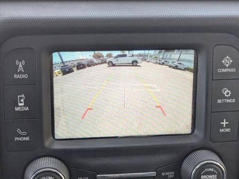 Used 2018 Jeep Wrangler Unlimited Sport AWD/4WD image 14