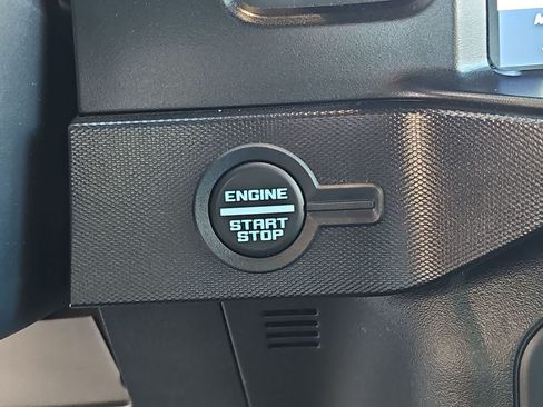Used 2021 Ford Bronco First Edition AWD/4WD image 23