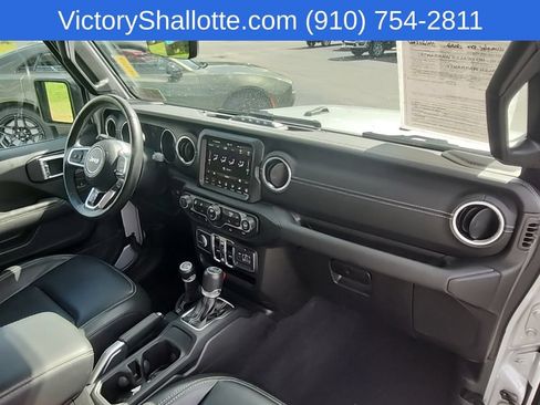 Certified 2022 Jeep Wrangler Unlimited Sahara w/ Cold Weather Group AWD/4WD image 39
