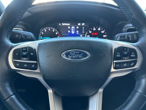 Used 2023 Ford Explorer XLT w/ Equipment Group 202A RWD image 24
