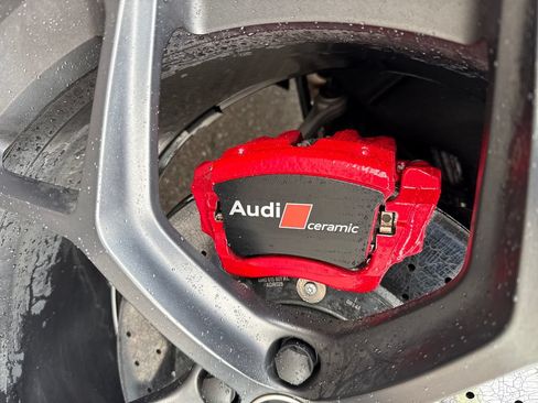 Used 2025 Audi RS Q8 performance AWD/4WD image 3