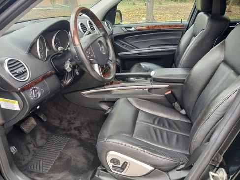 Used 2008 Mercedes-Benz GL 550 4MATIC image 16