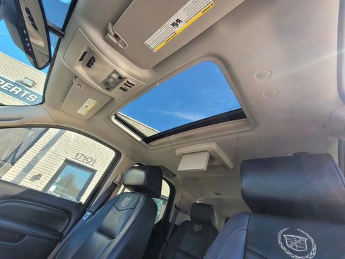 Used 2013 Cadillac Escalade Platinum image 34