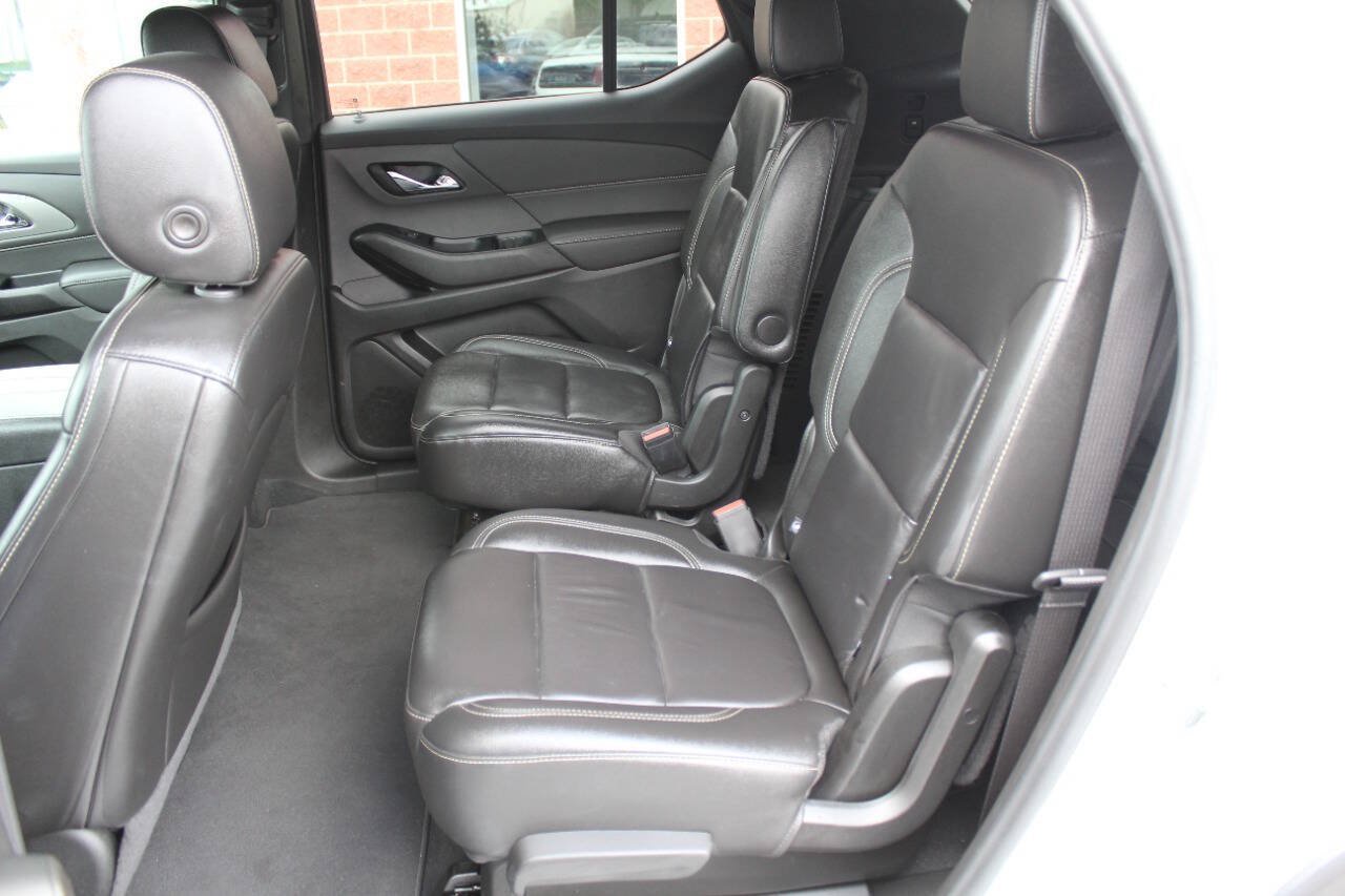 Used 2023 Chevrolet Traverse LT AWD/4WD image 21