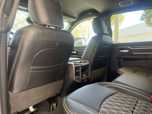 New 2022 RAM 2500 Big Horn w/ Level C Equiment Group image 32