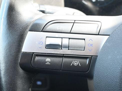 Used 2024 Hyundai Kona Limited AWD/4WD image 13
