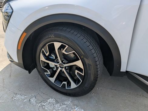 Certified 2023 Kia Sportage EX FWD image 36