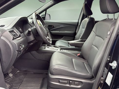Used 2023 Honda Passport EX-L image 12