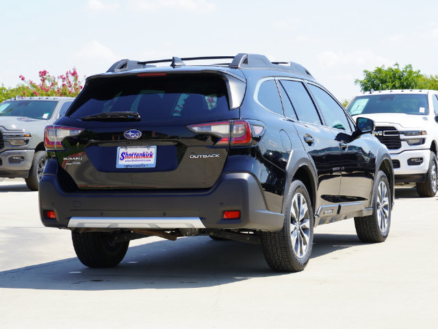 Used 2023 Subaru Outback Limited AWD/4WD image 14