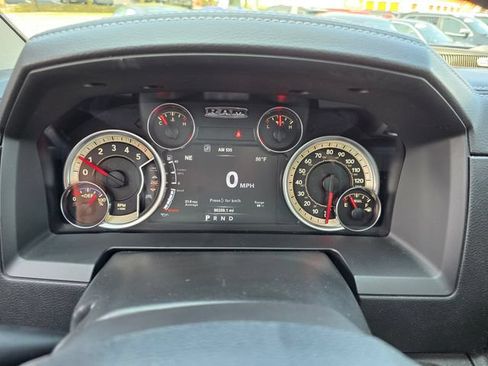 Used 2018 RAM 1500 Laramie w/ Convenience Group AWD/4WD image 14