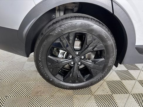 Used 2025 Kia Sportage X-Line w/ Premium Package AWD/4WD image 35