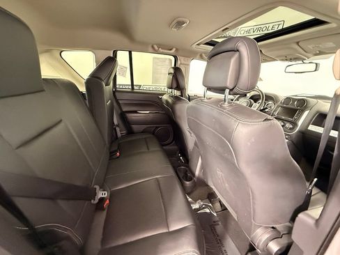 Used 2016 Jeep Compass High Altitude FWD image 21