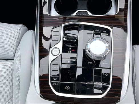 New 2026 BMW X7 xDrive40i image 19