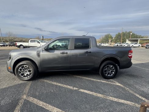 New 2025 Ford Maverick XLT w/ XLT Luxury Package image 3