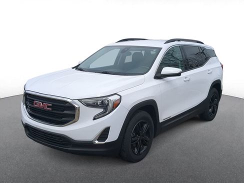 Used 2020 GMC Terrain SLE w/ Driver Convenience Package image 4