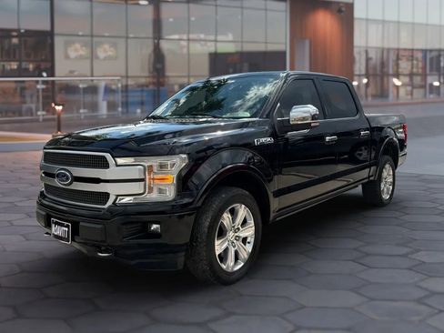 Used 2018 Ford F150 Platinum w/ Equipment Group 701A Luxury image 3