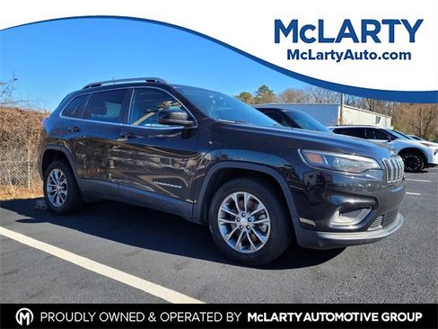 Used 2020 Jeep Cherokee Latitude Plus image 1