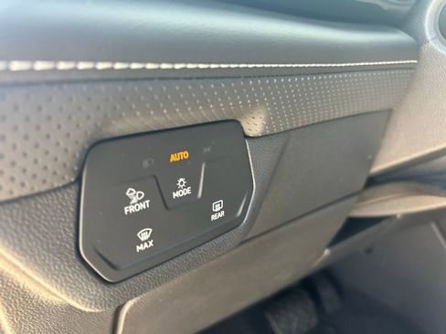 New 2026 Volkswagen Atlas SE FWD image 54