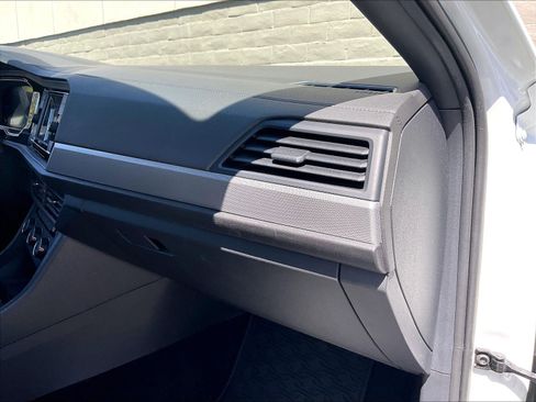 Certified 2023 Volkswagen Jetta Sport FWD image 16