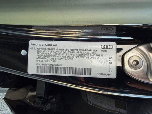 Used 2022 Audi RS e-tron GT w/ Carbon Performance Package image 23