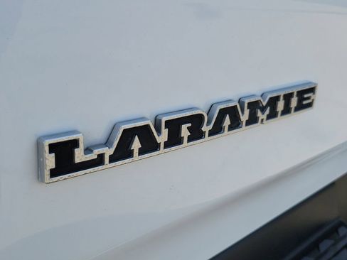 Used 2024 RAM 1500 Laramie AWD/4WD image 25