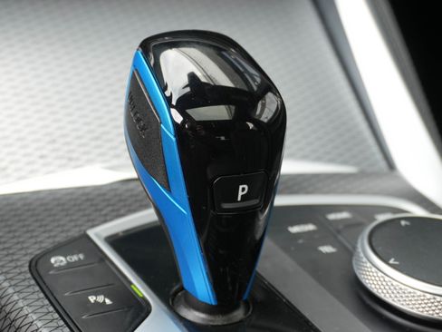 Certified 2023 BMW i4 eDrive40 w/ M Sport Package image 25