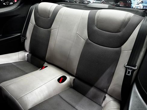 Used 2016 Hyundai Genesis 3.8 image 37