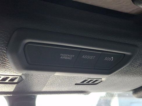 Used 2022 Jeep Gladiator Sport image 25