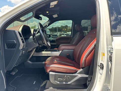 Used 2022 Ford F450 Platinum w/ FX4 Off-Road Package AWD/4WD image 13