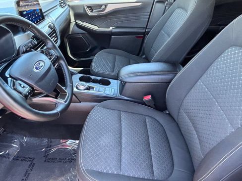 Used 2023 Ford Escape Active AWD/4WD image 18