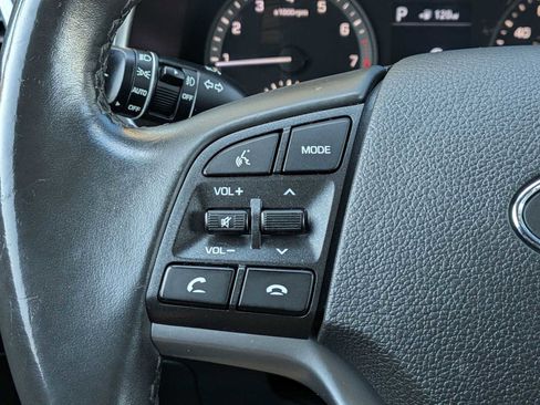 Used 2021 Hyundai Tucson Limited FWD image 23
