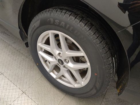 Used 2023 Ford Edge SEL AWD/4WD image 31