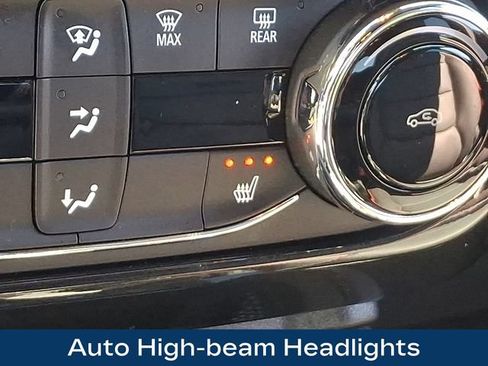 Used 2025 Chevrolet TrailBlazer RS w/ Convenience Package AWD/4WD image 16