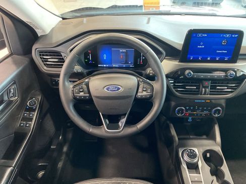 Used 2023 Ford Escape Active AWD/4WD image 15