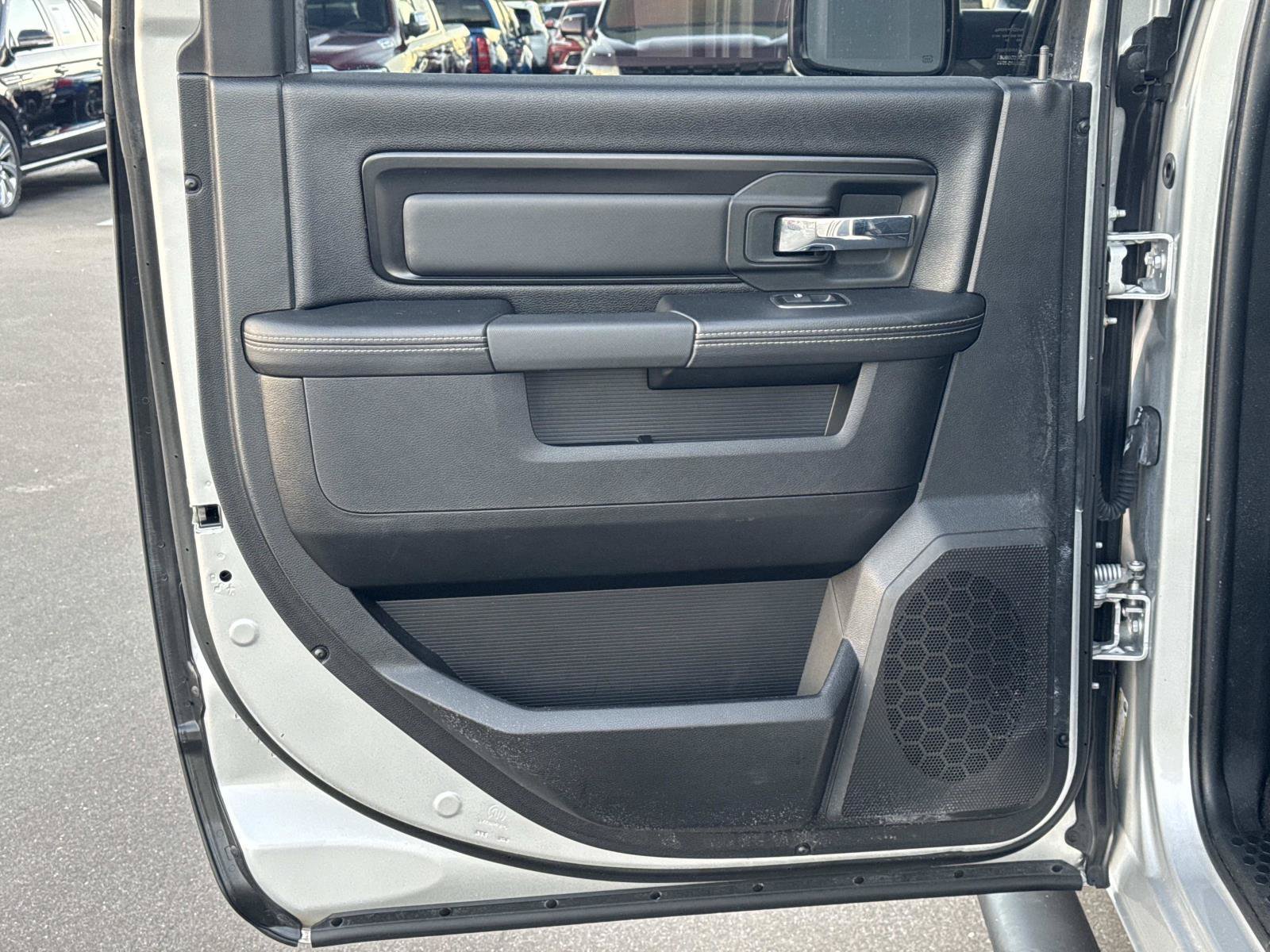 Used 2018 RAM 1500 Rebel w/ Luxury Group AWD/4WD image 11