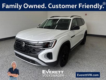 New 2026 Volkswagen Atlas Peak Edition