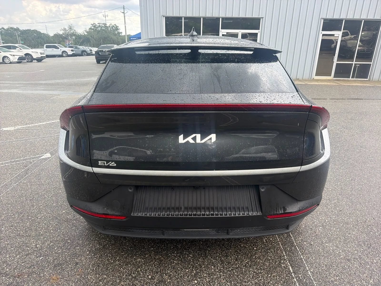 Used 2024 Kia EV6 Light RWD image 9
