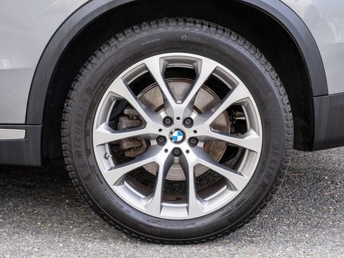 Used 2024 BMW X5 xDrive40i w/ Premium Package AWD/4WD image 35