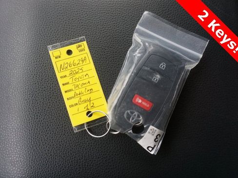 Used 2025 Toyota Tacoma SR5 image 28