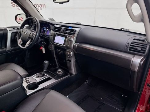 Used 2019 Toyota 4Runner SR5 Premium AWD/4WD image 30