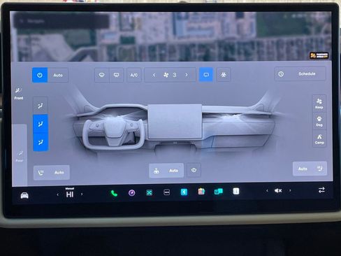 Used 2023 Tesla Model X image 33