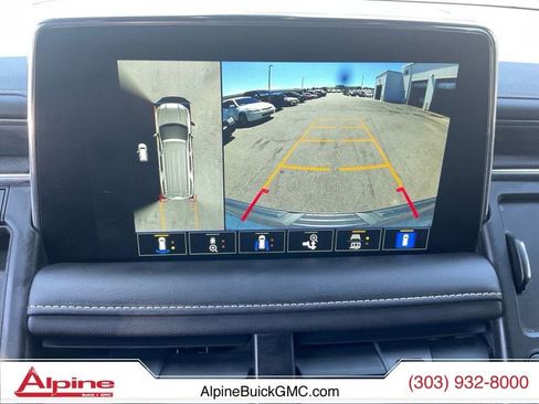 Certified 2022 GMC Yukon XL SLT w/ SLT Premium Package AWD/4WD image 19