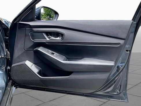 Used 2023 Honda Accord EX image 23