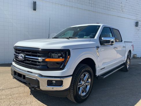 New 2025 Ford F150 XLT w/ Equipment Group 302A MID image 13