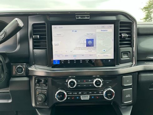 New 2026 Ford F250 Lariat w/ Black Appearance Package image 20