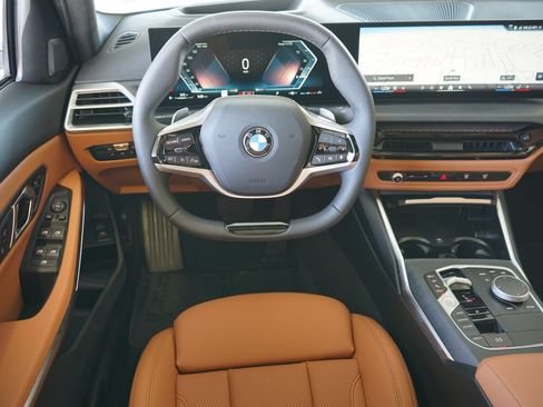 Used 2026 BMW 330i Sedan w/ Premium Package RWD image 16
