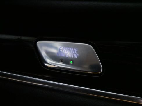 Used 2020 Buick Enclave Avenir w/ Avenir Technology Package AWD/4WD image 27