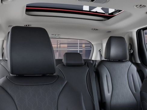 New 2026 Kia Carnival SX FWD image 27
